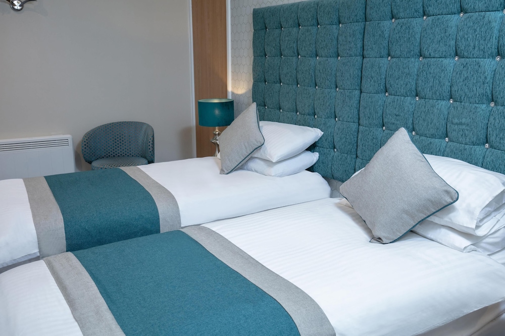 Comfort, Twin Beds