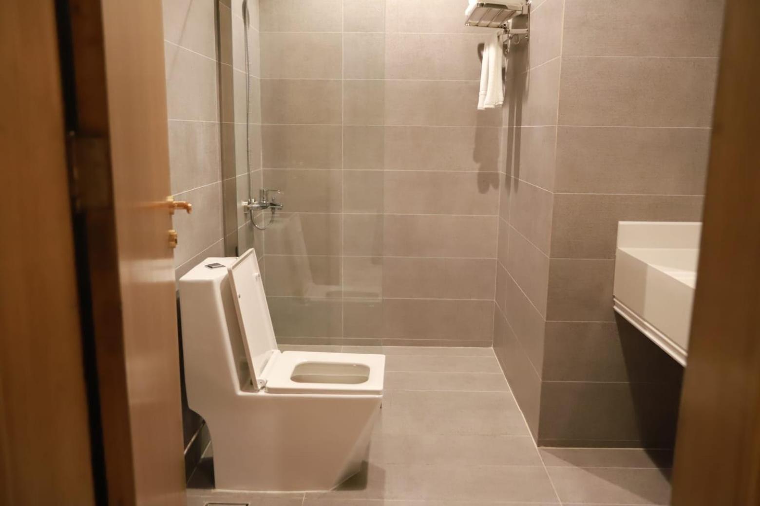فندق توليب فيو(Tulip View Hotel) 63/63