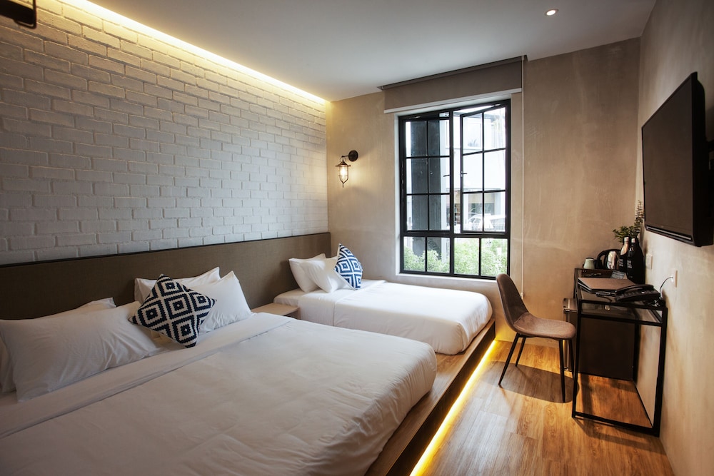 Atelier Hotel Johor Bahru 13/50