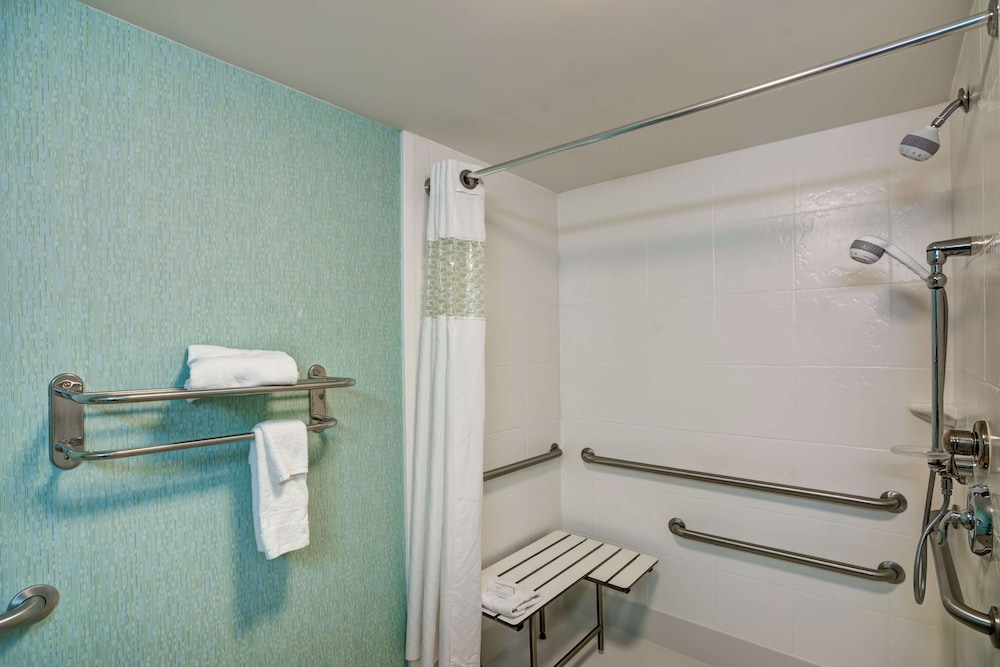 Hampton Inn and Suites Sarasota/Bradenton-Airport 13/68