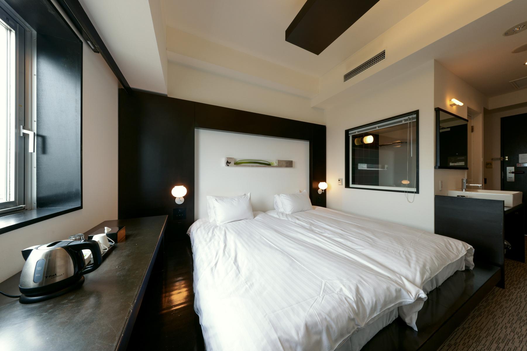 Casual, Twin Beds