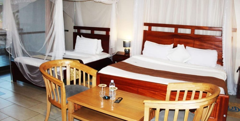 Cephas Inn 26/66