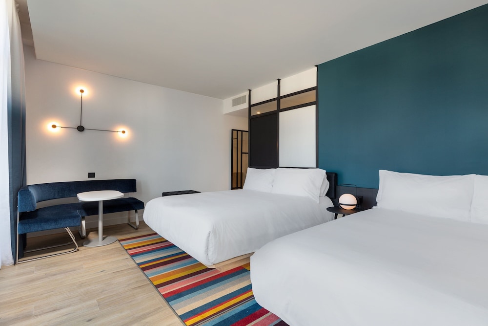 Aloft Hotel Dijon By Marriott 9/50