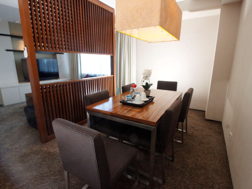 NOVOTEL BALIKPAPAN 61/74