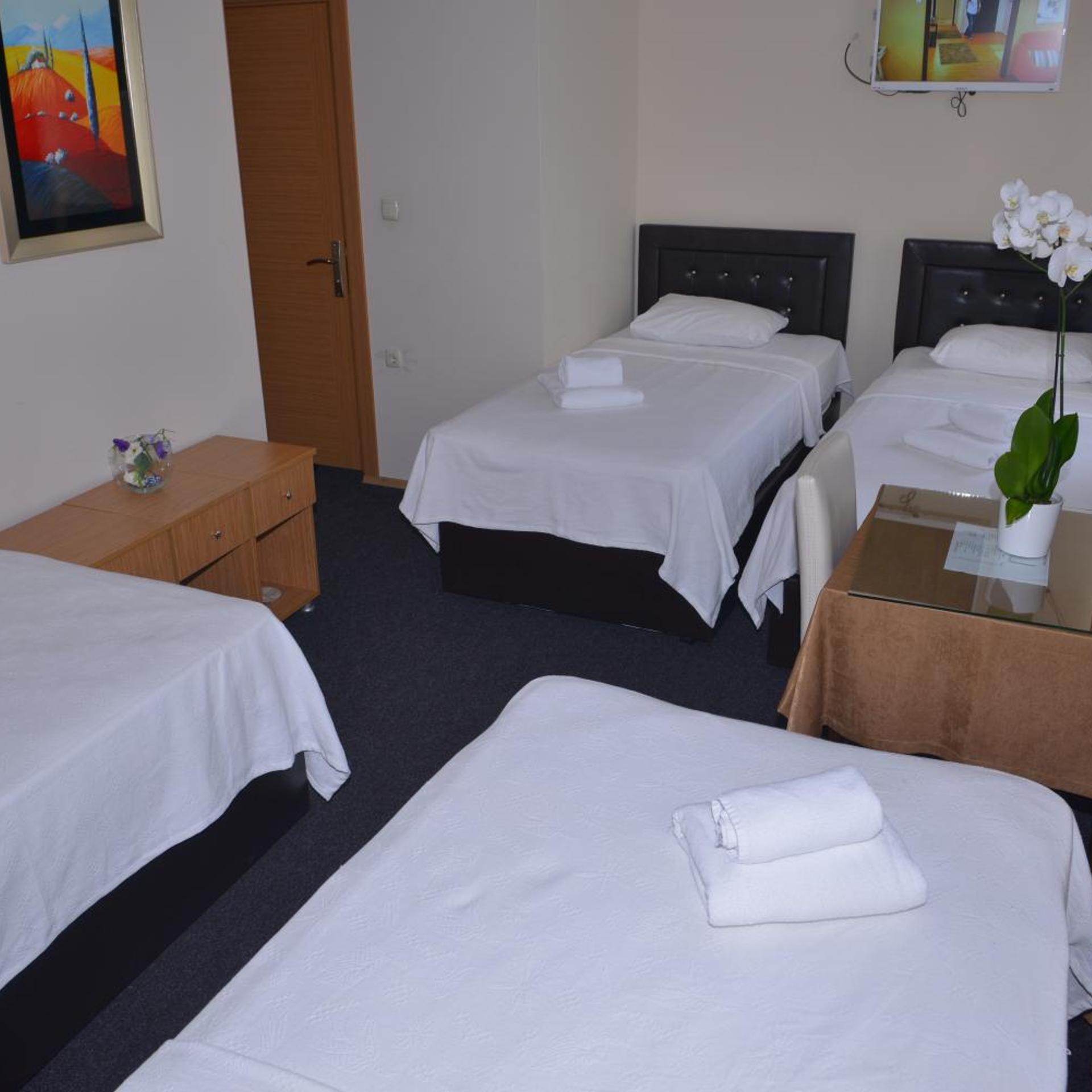 Hotel Kervan 17/50