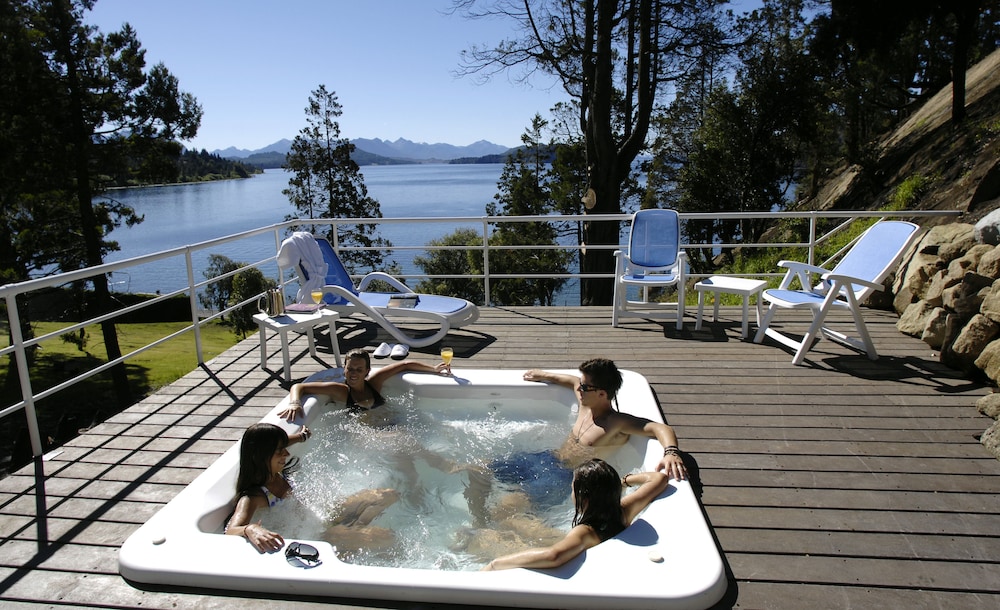 Charming Luxury Lodge and Private Spa 43/74