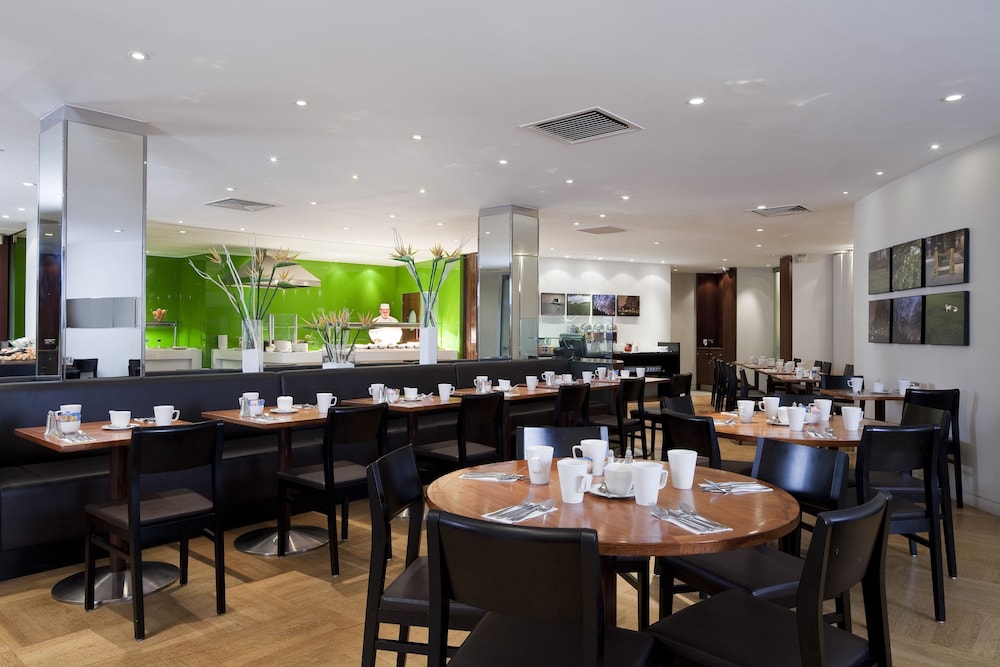 Holiday Inn London - Bloomsbury by IHG 49/75