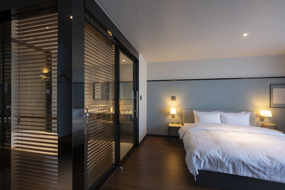 Brown-dot Hotel Sinho 15/38