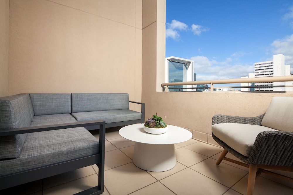 Westin Gaslamp Quarter 33/61