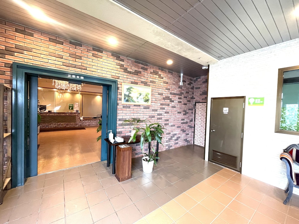 Hotel Castle Village Miyakojima (ex. Miyakojima Onsen Hotel) 7/37