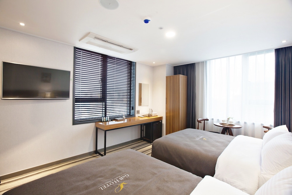 STANDARD, TWIN BEDS