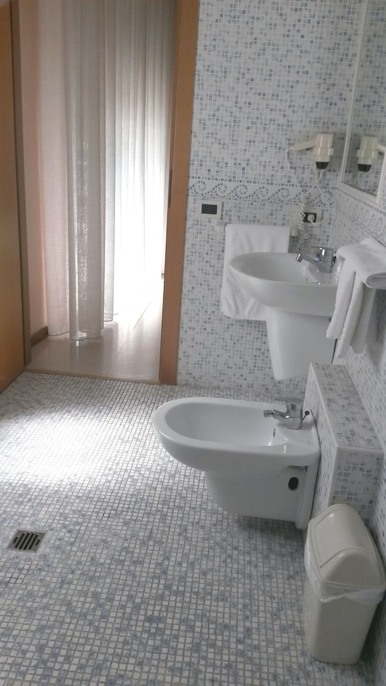 Hotel Nuova Flavia 18/18