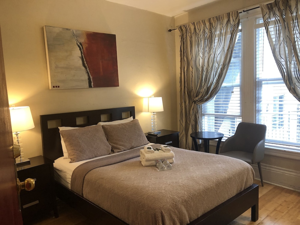 DELUXE, SINGLE, DOUBLE BED, COURTYARD VIEW, SHARED BATHROOM