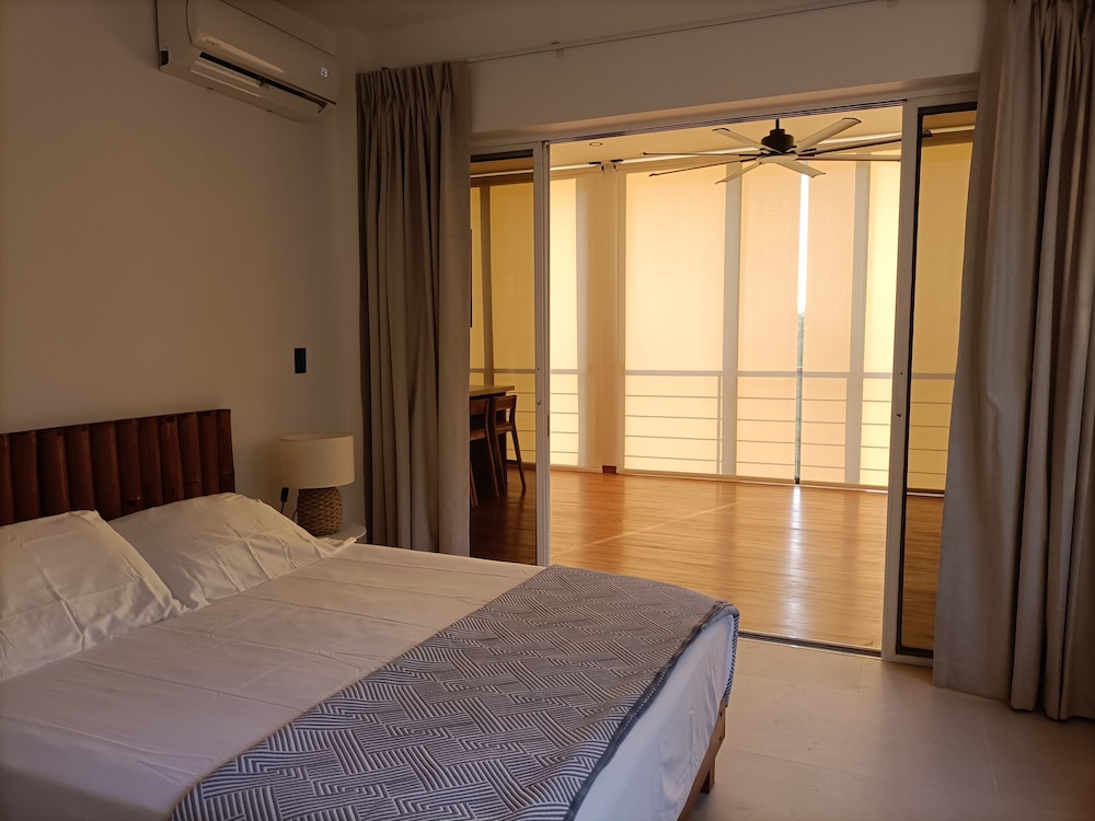 Vista Naranja Ocean View House 19/50
