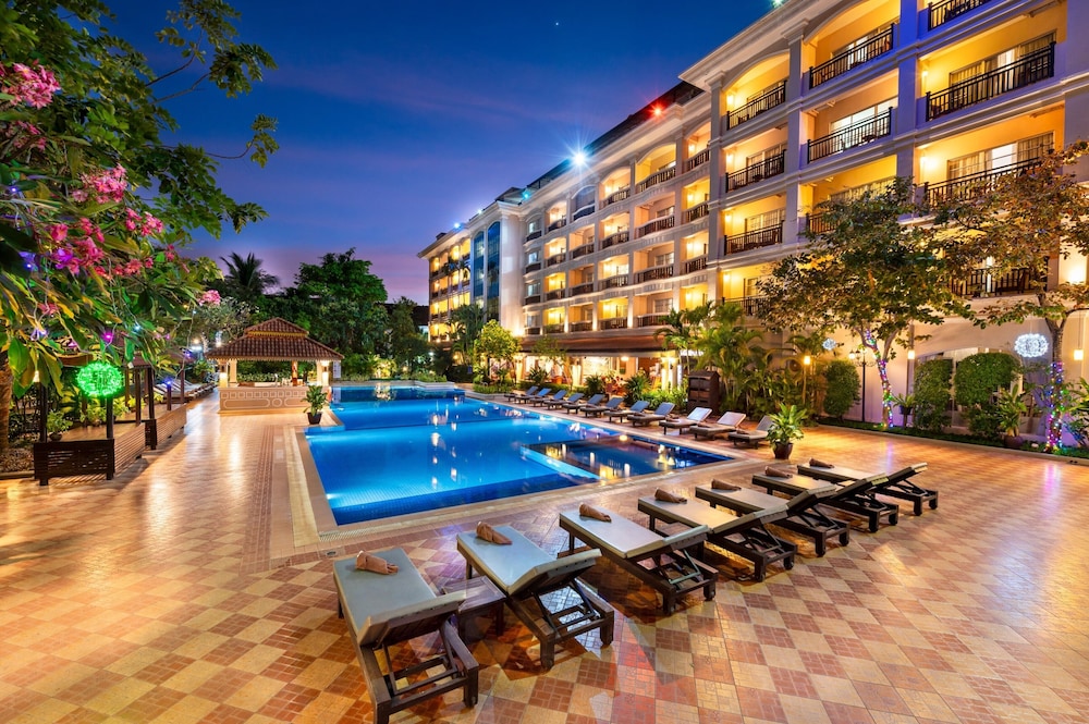Somadevi Angkor Hotel Spa 45/48