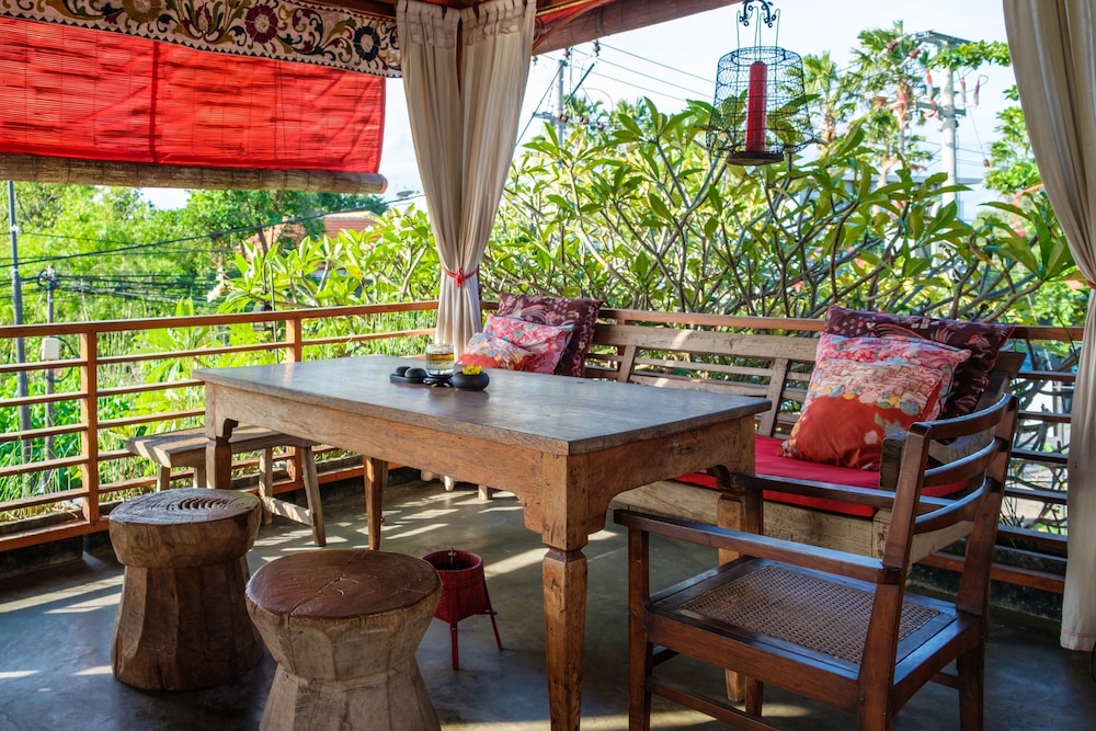 Villa Kamar Kamar Rumah Tamu 32/45