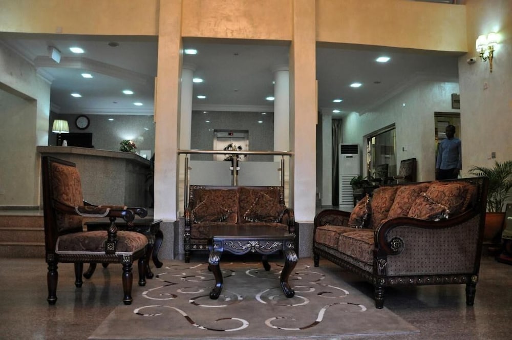 Hotel Chelsea Wuse 2 28/50