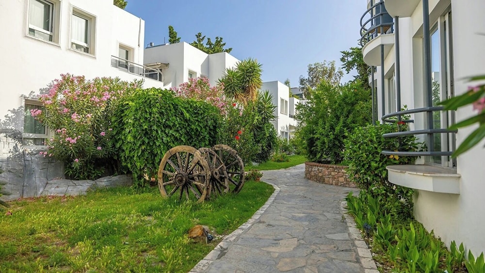 Ladonia Hotels Leo Beach Resort - Adults Only 39/43
