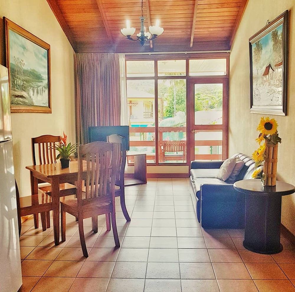 Amapola Resort 33/56