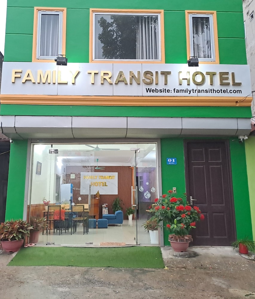 Family Transit Hotel 4/68
