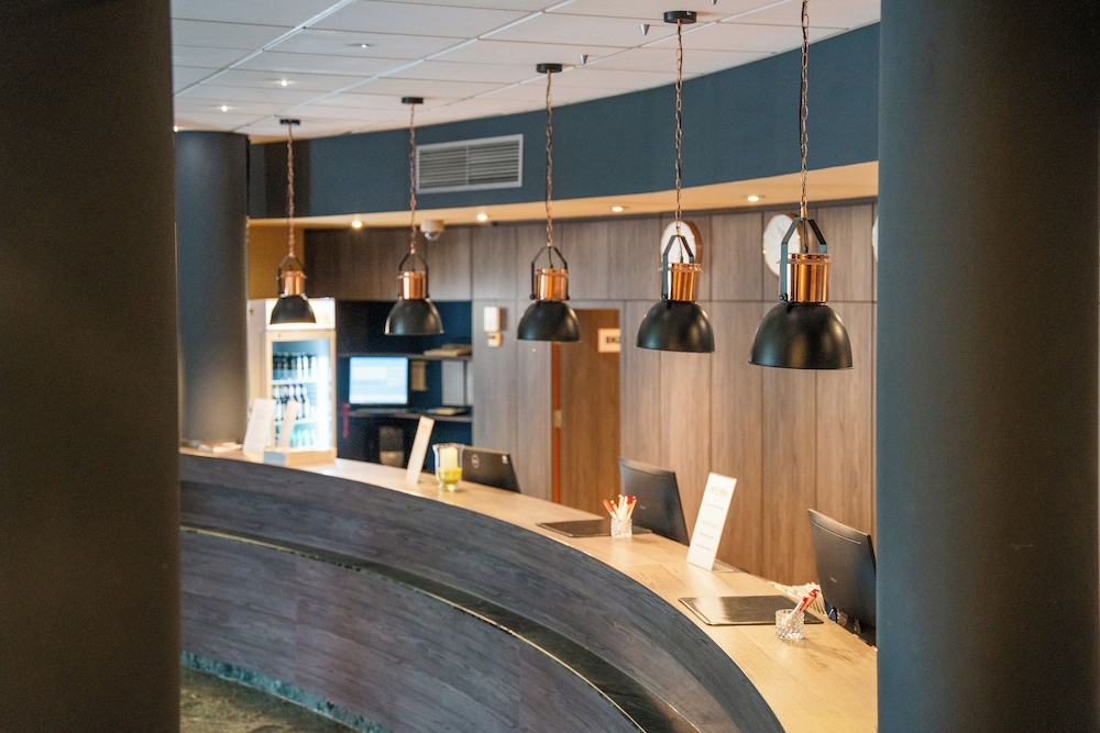 Airways Hotel Frankfurt Airport West 5/50