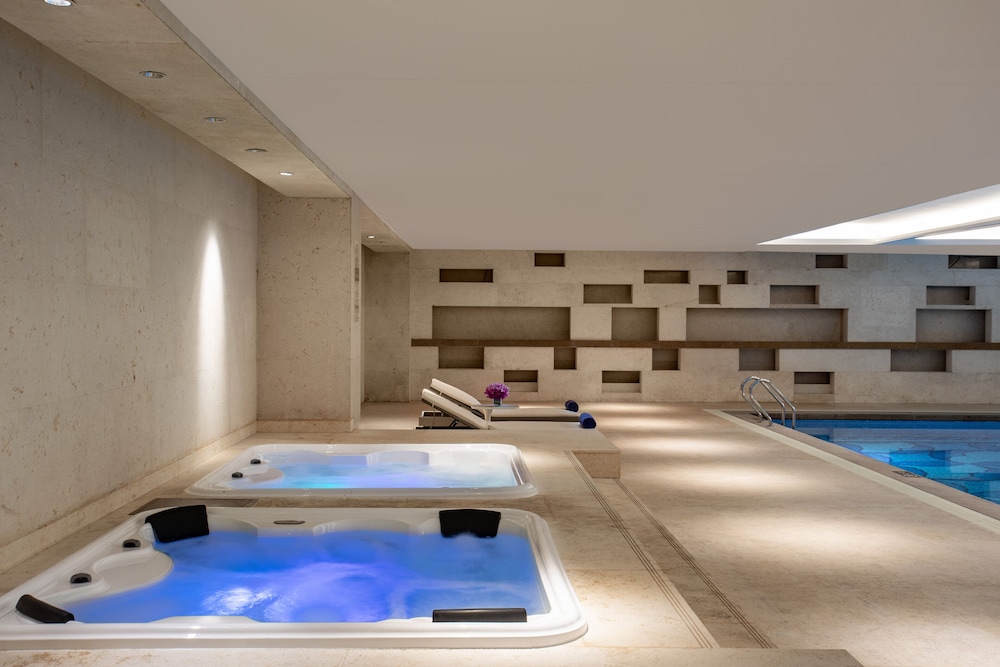 Crowne Plaza Fuzhou South 33/65