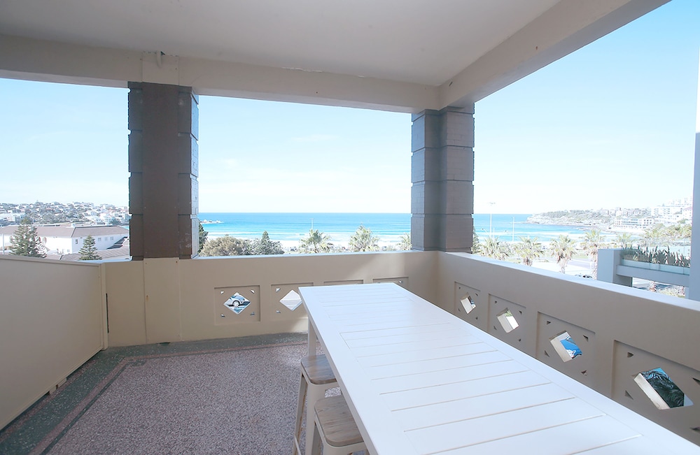 HOTEL BONDI 39/67