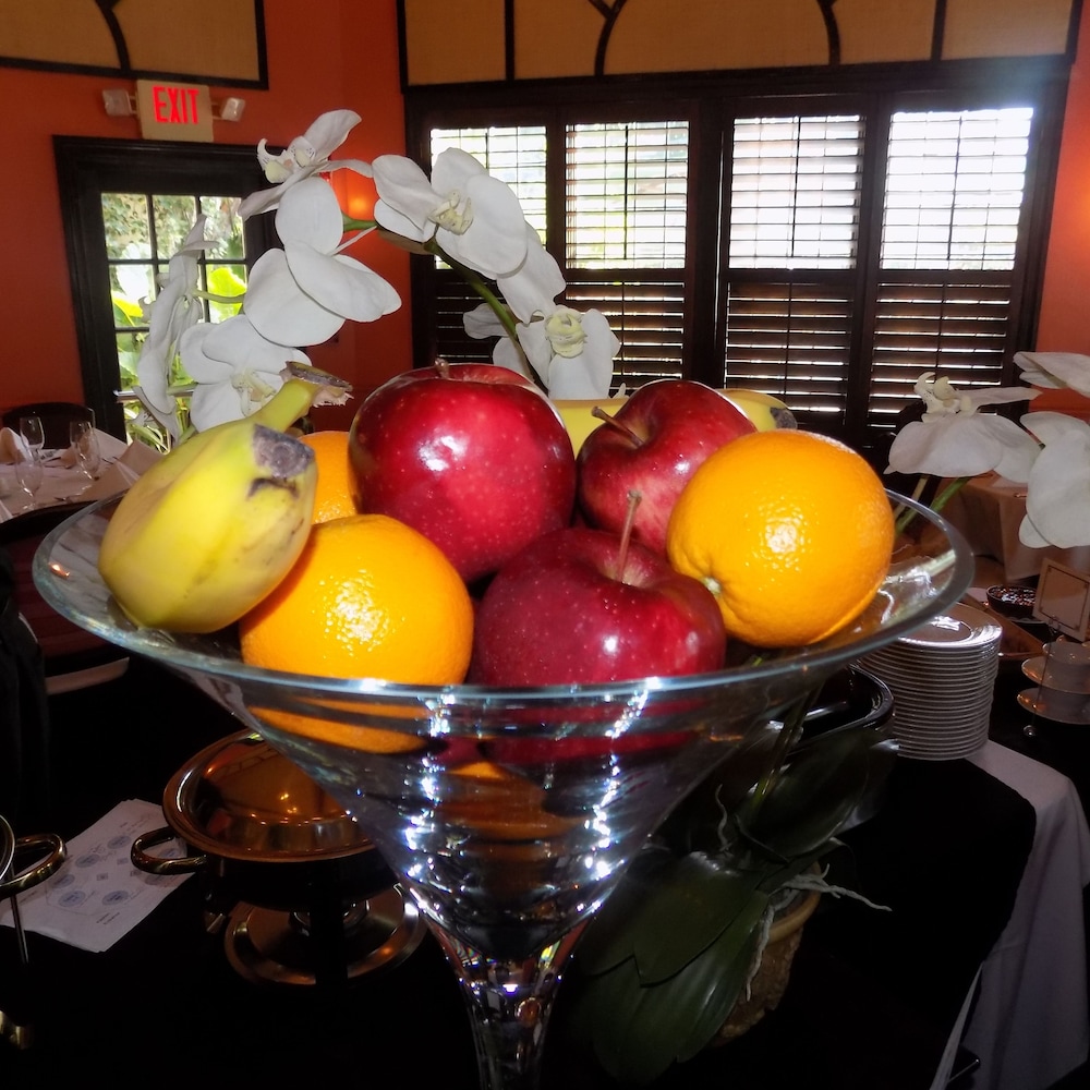 The Caribbean Court Boutique Hotel 48/83