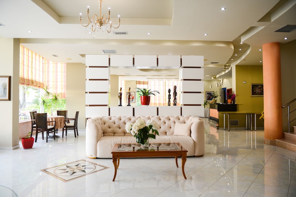 Hotel Oasis 27/50