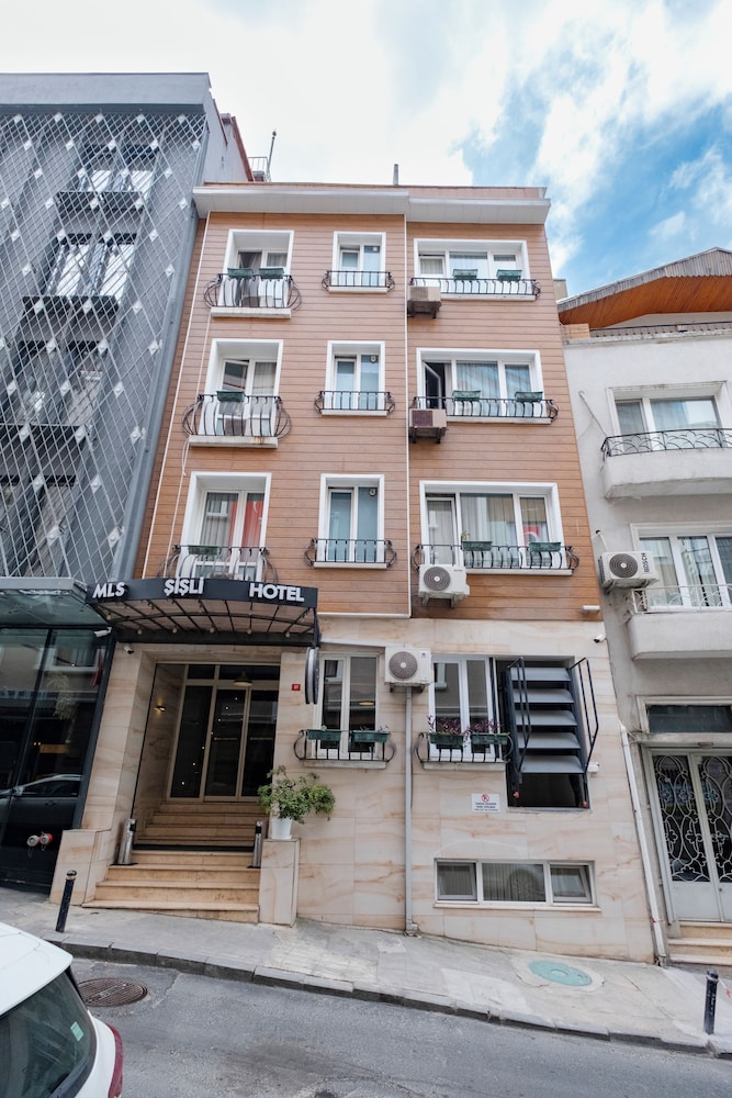 Sisli MLS Hotel 3/54