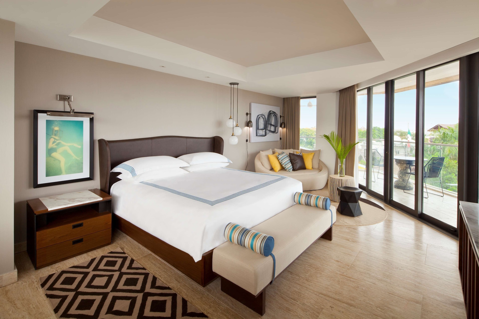 Downtown House, Suite, King Bed