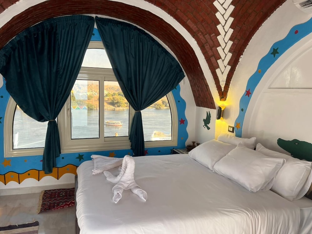 Nubian Palace 16/50