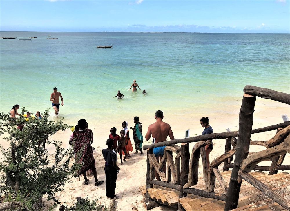 Zanzibar Bay Resort 50/50
