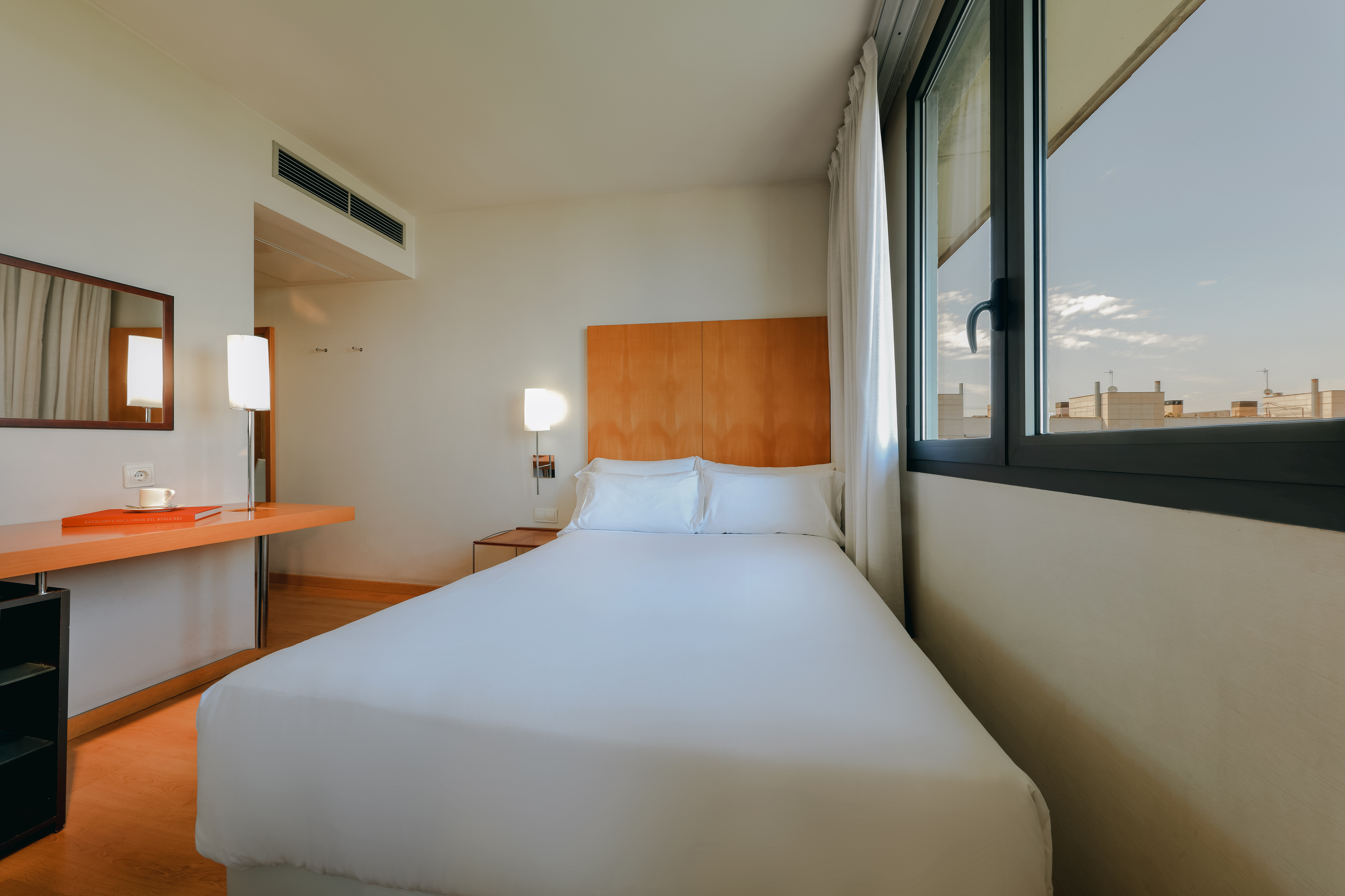 Double Single Use room