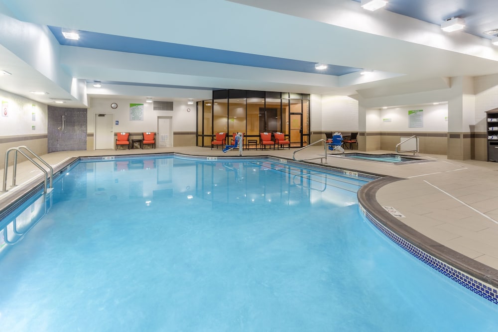 swimming pool spa