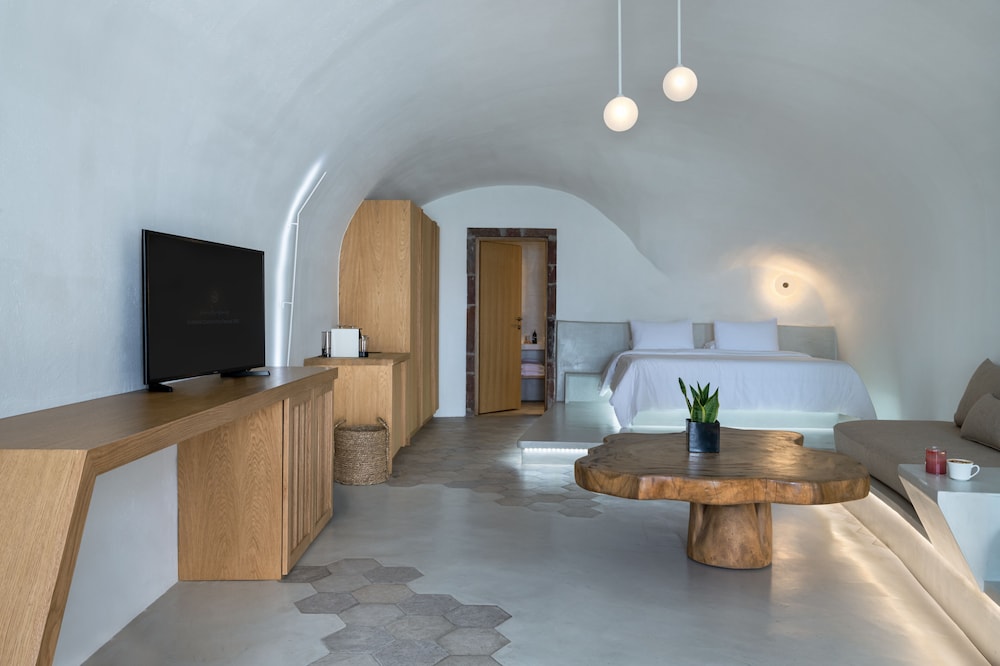 Andronis Luxury Suites 7/78