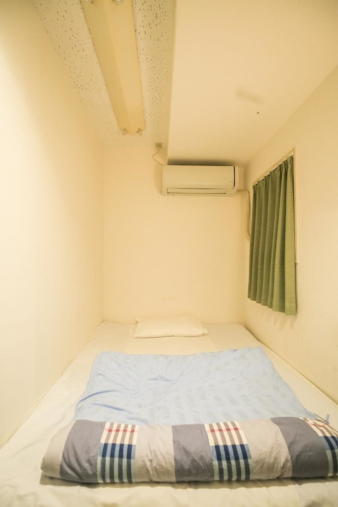 123Guest House 16/50