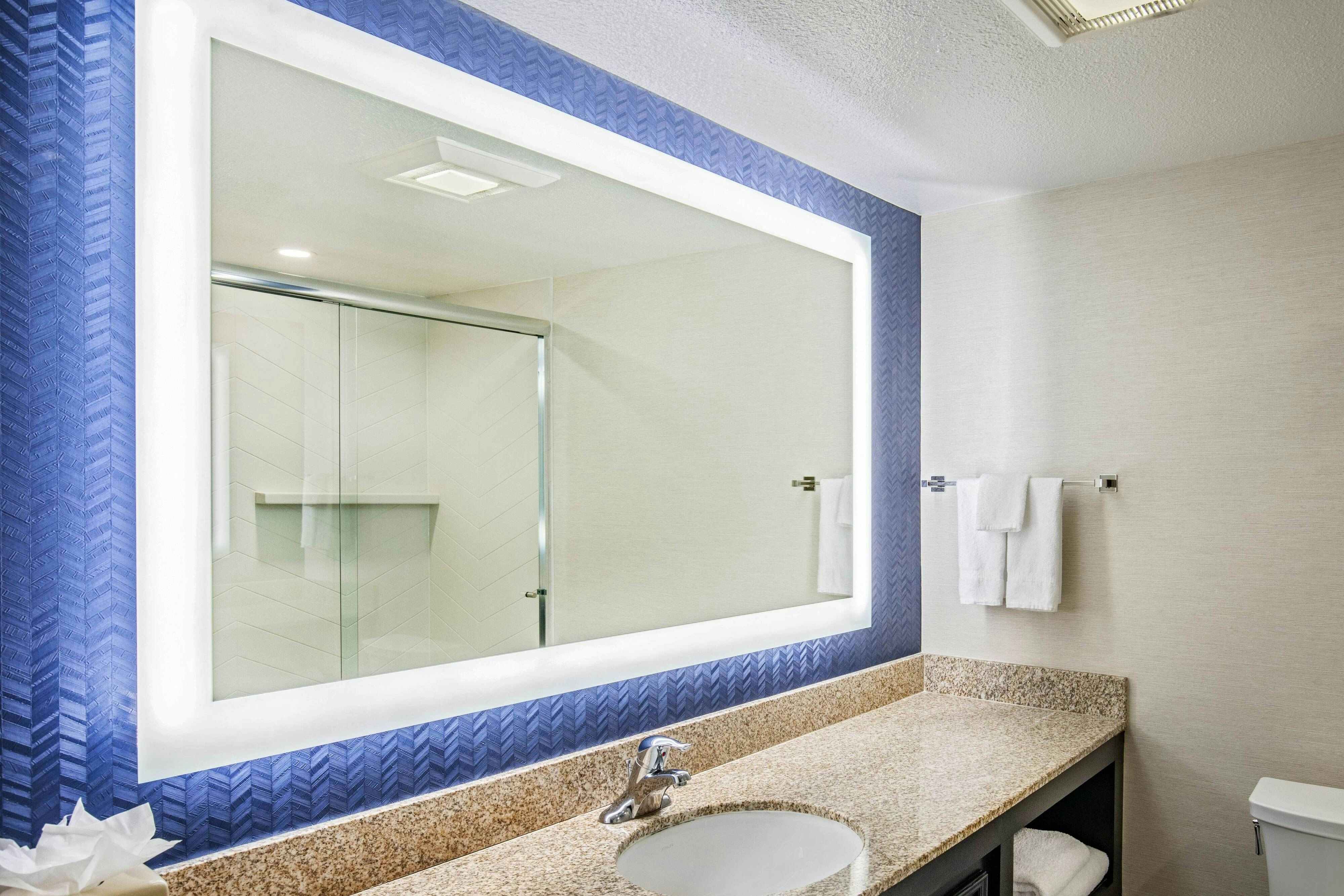 suite, Fairfield Inn Bangor 2/2