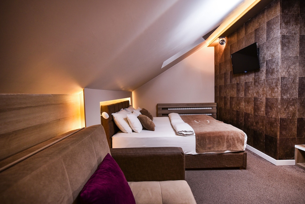 Hotel Ideja 13/43
