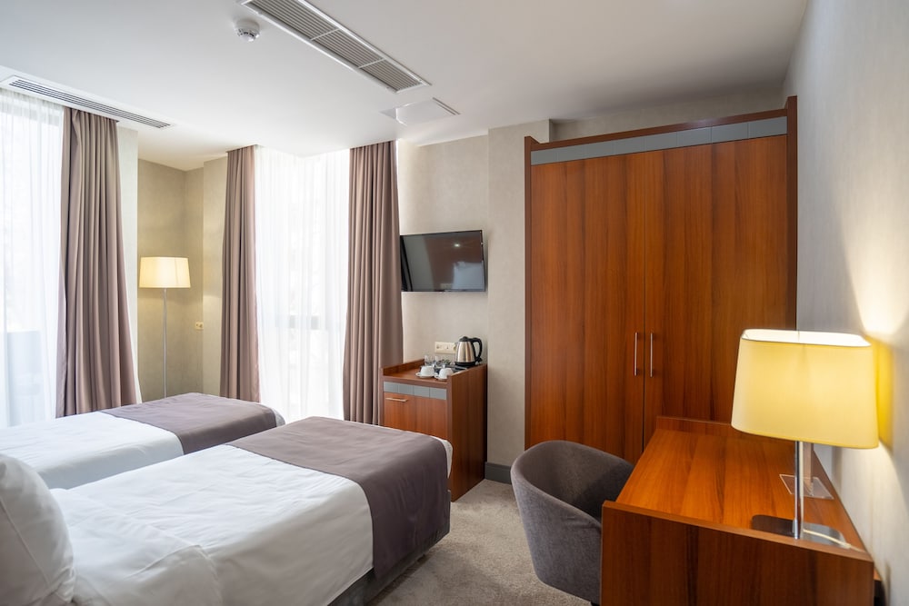 Hotel Atlas Abashidze 15/34