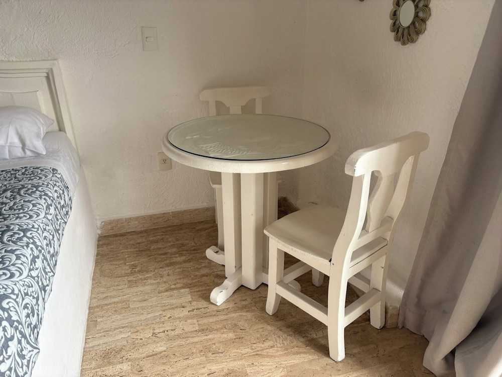 Cancun Plaza Condo 24/49