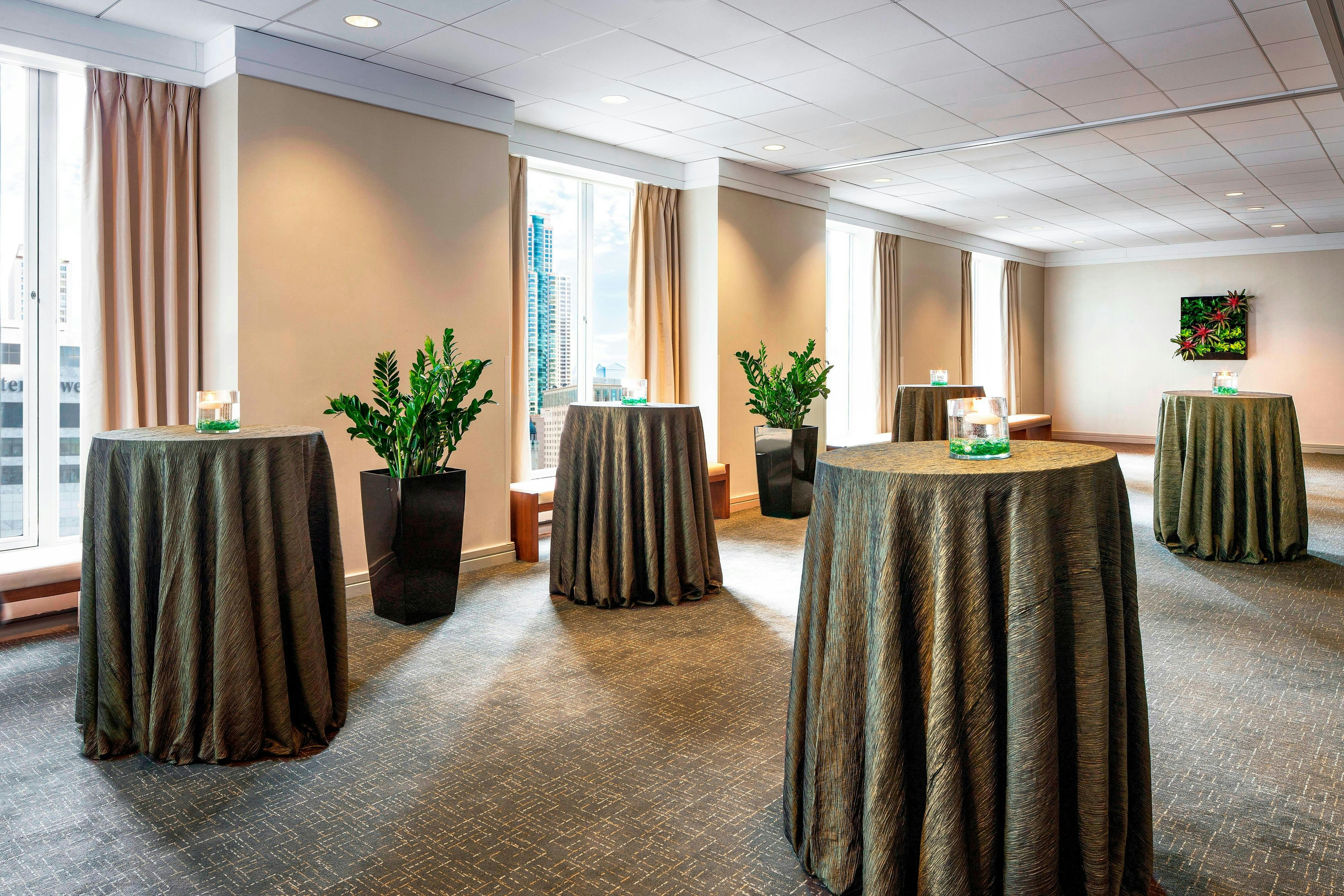 WESTIN MICHIGAN AVENUE 21/58