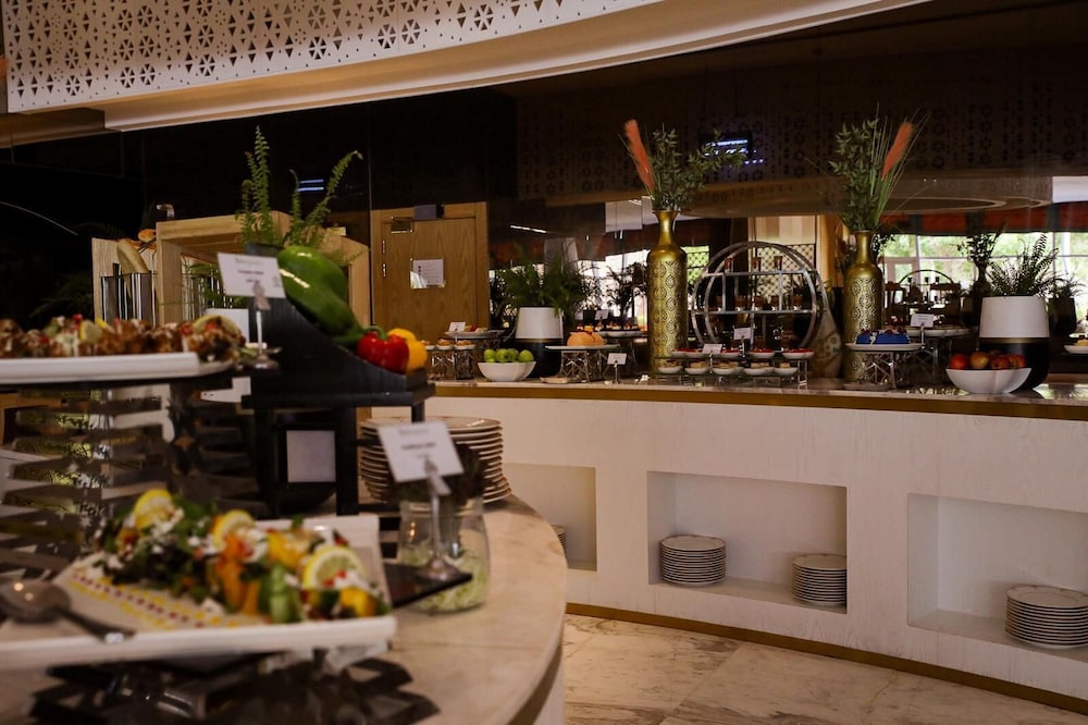 Century Marina Hotel, Lusail photo2