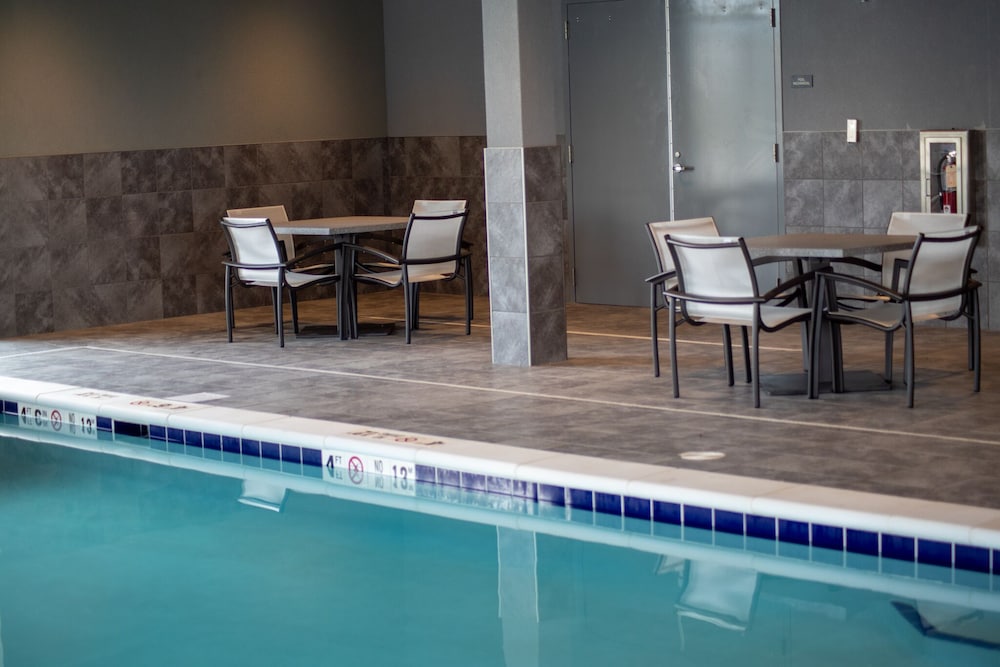 Hyatt Place Altoona/Des Moines 18/18