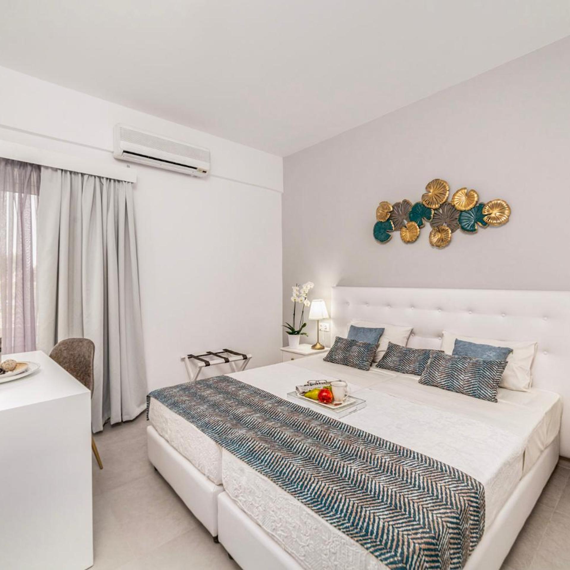 Room at Roxani Hotel, MALEVIZI
