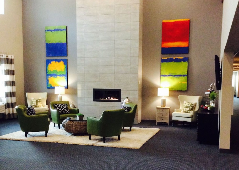 Brookstone Lodge Suites 26/35