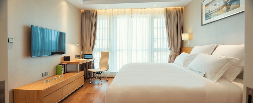 2 BEDROOMS, APARTMENT