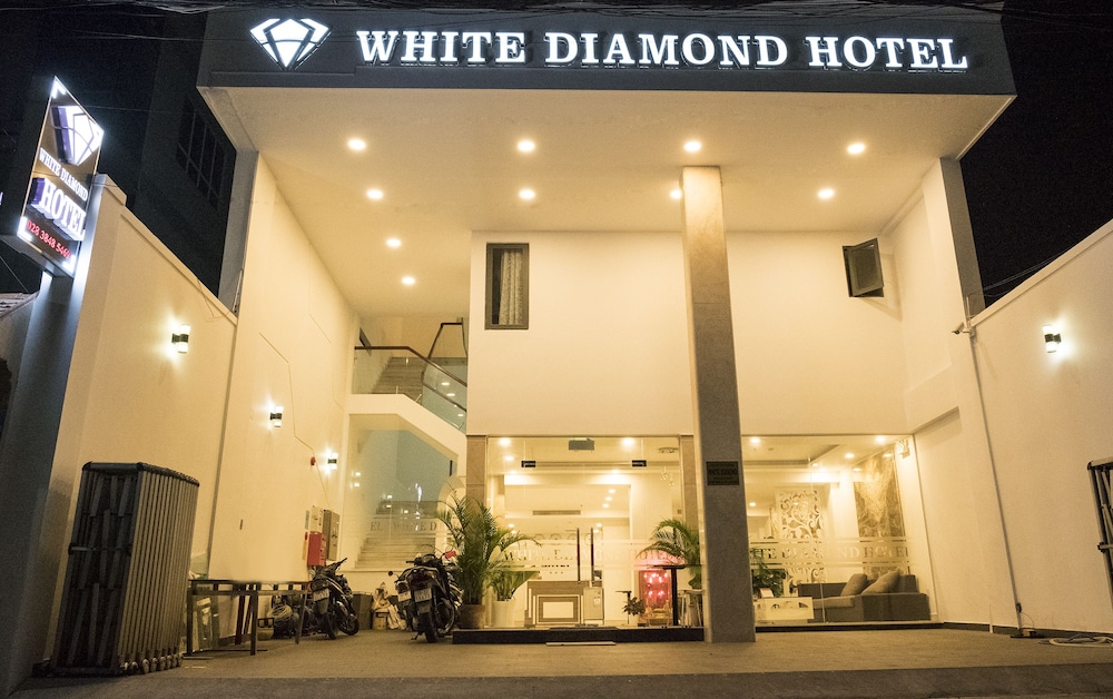 White Diamond Hotel - Airport 1/50