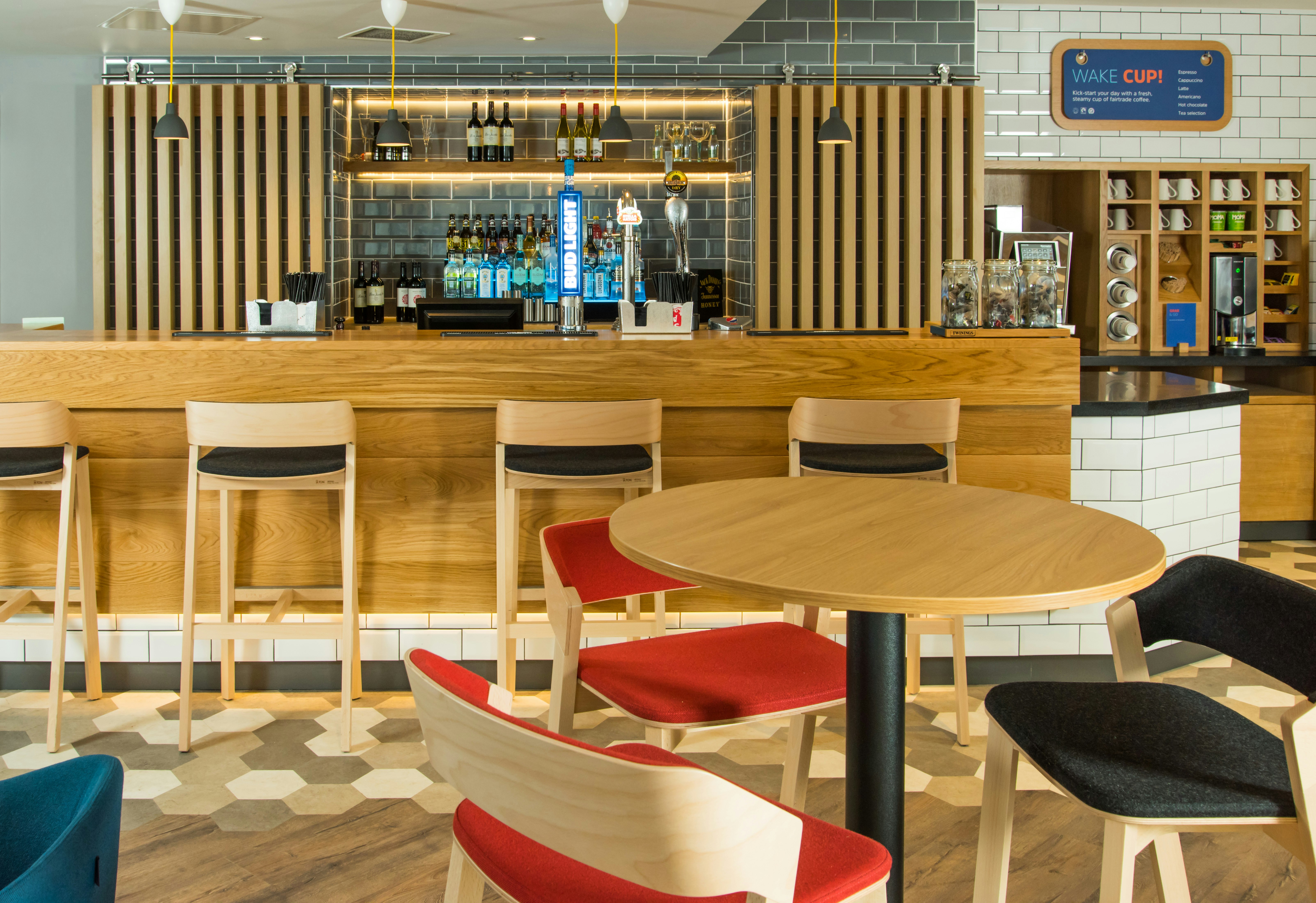 Holiday Inn Express Bristol City Centre 25/47