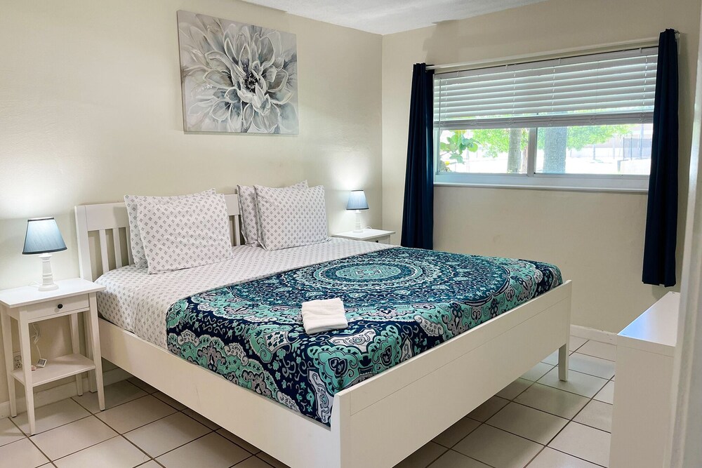 Sunny Isles Apartments 13/73